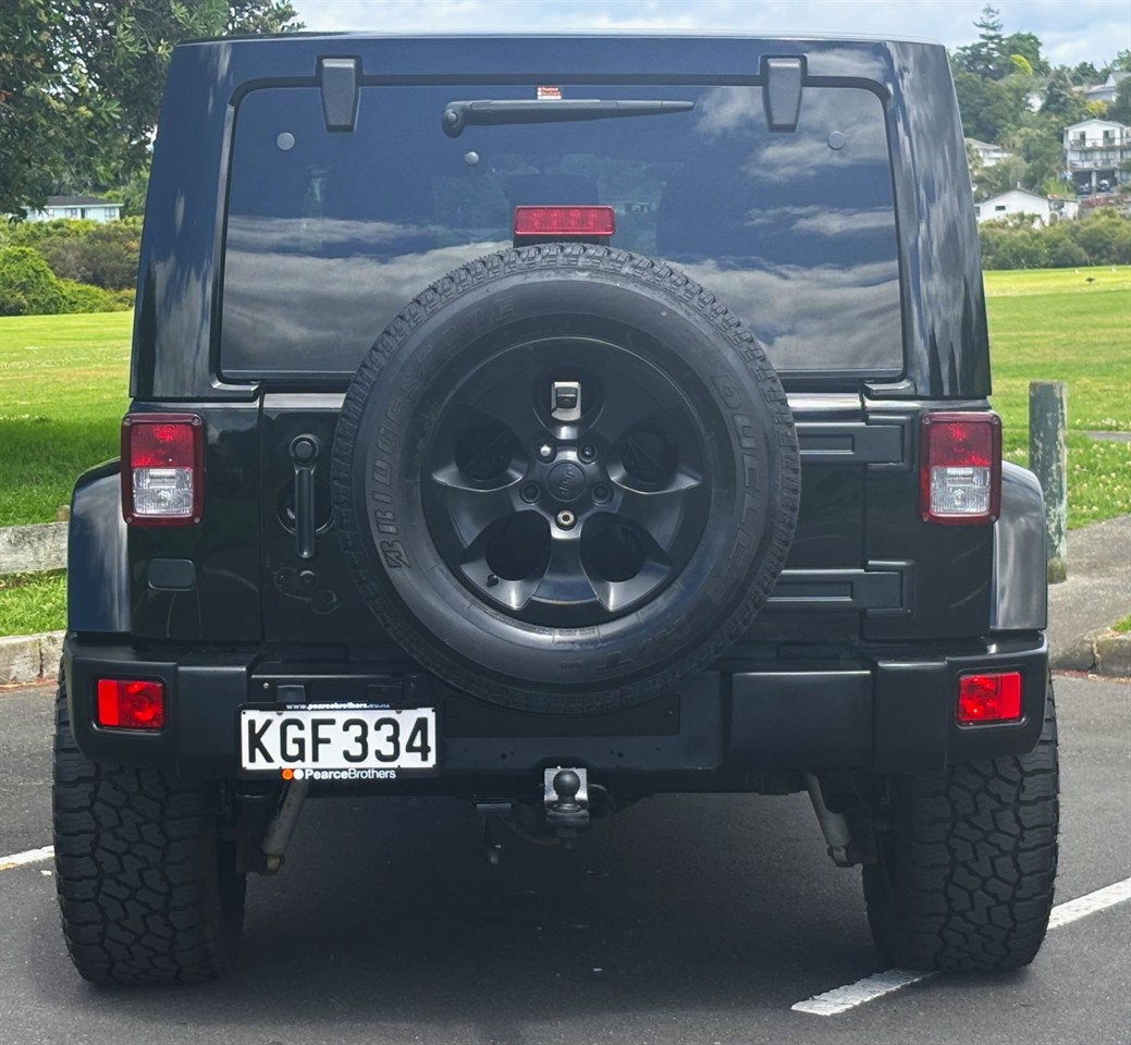 2015 Jeep WRANGLER