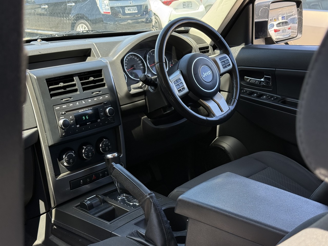 2011 Jeep CHEROKEE