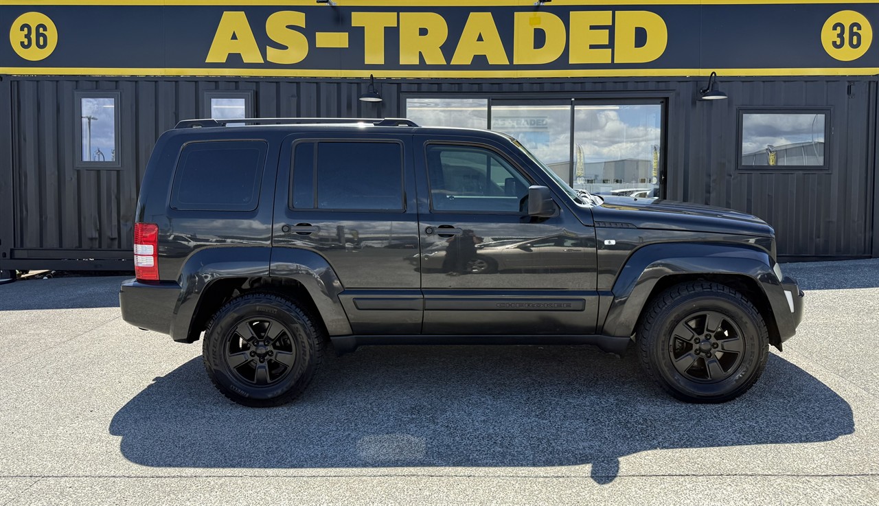 2011 Jeep CHEROKEE