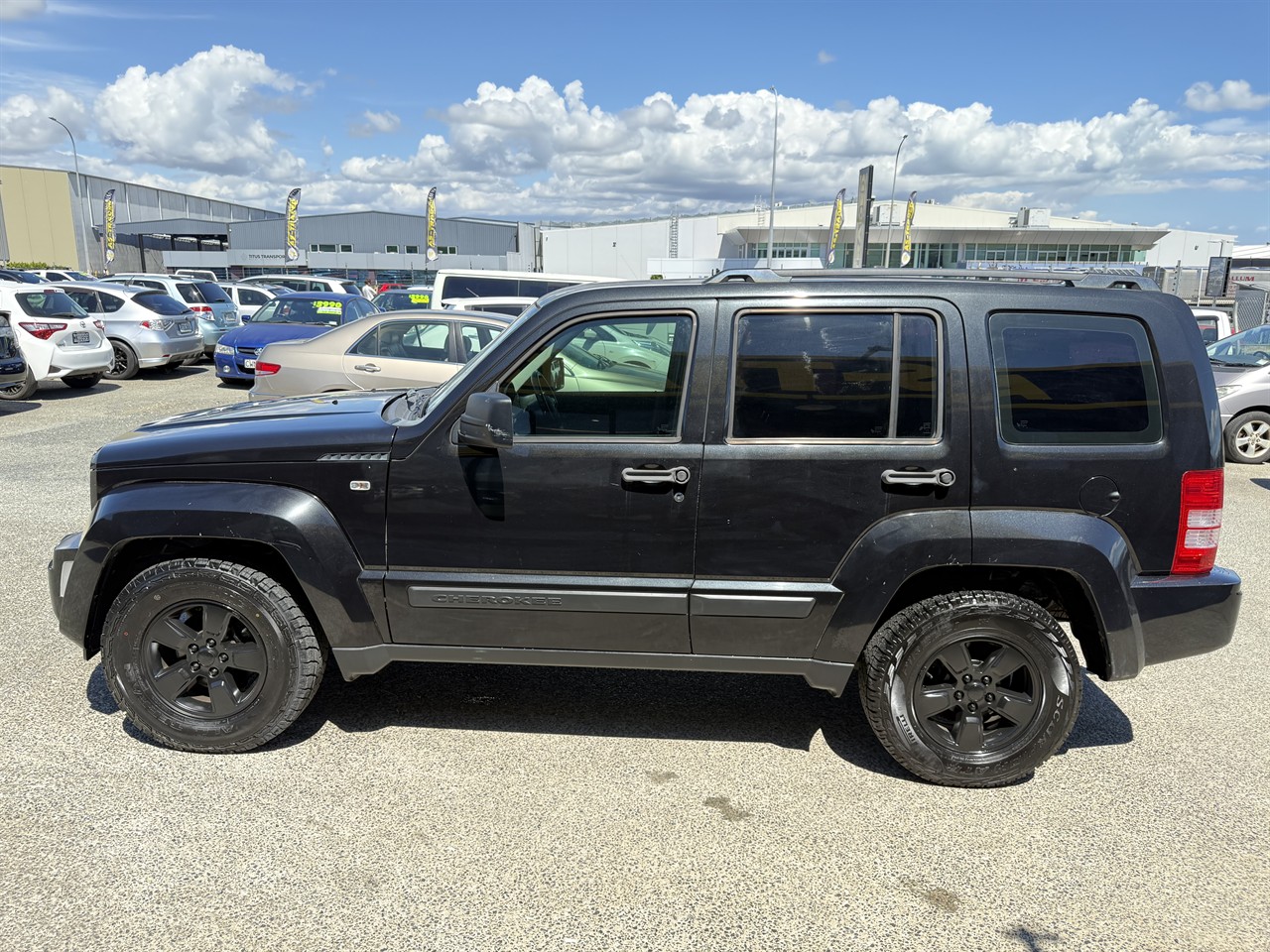 2011 Jeep CHEROKEE