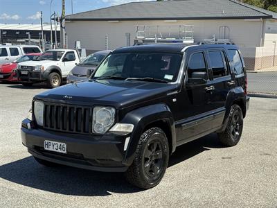 2011 Jeep CHEROKEE - Thumbnail