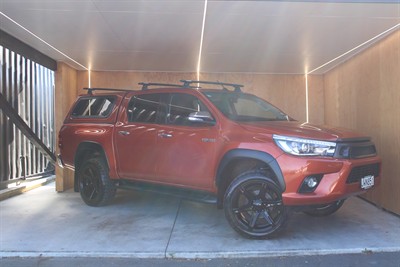 2016 Toyota Hilux - Thumbnail