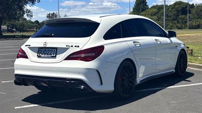 2017 Mercedes-Benz CLA 45 - Thumbnail