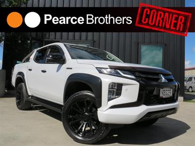 2020 Mitsubishi Triton - Thumbnail