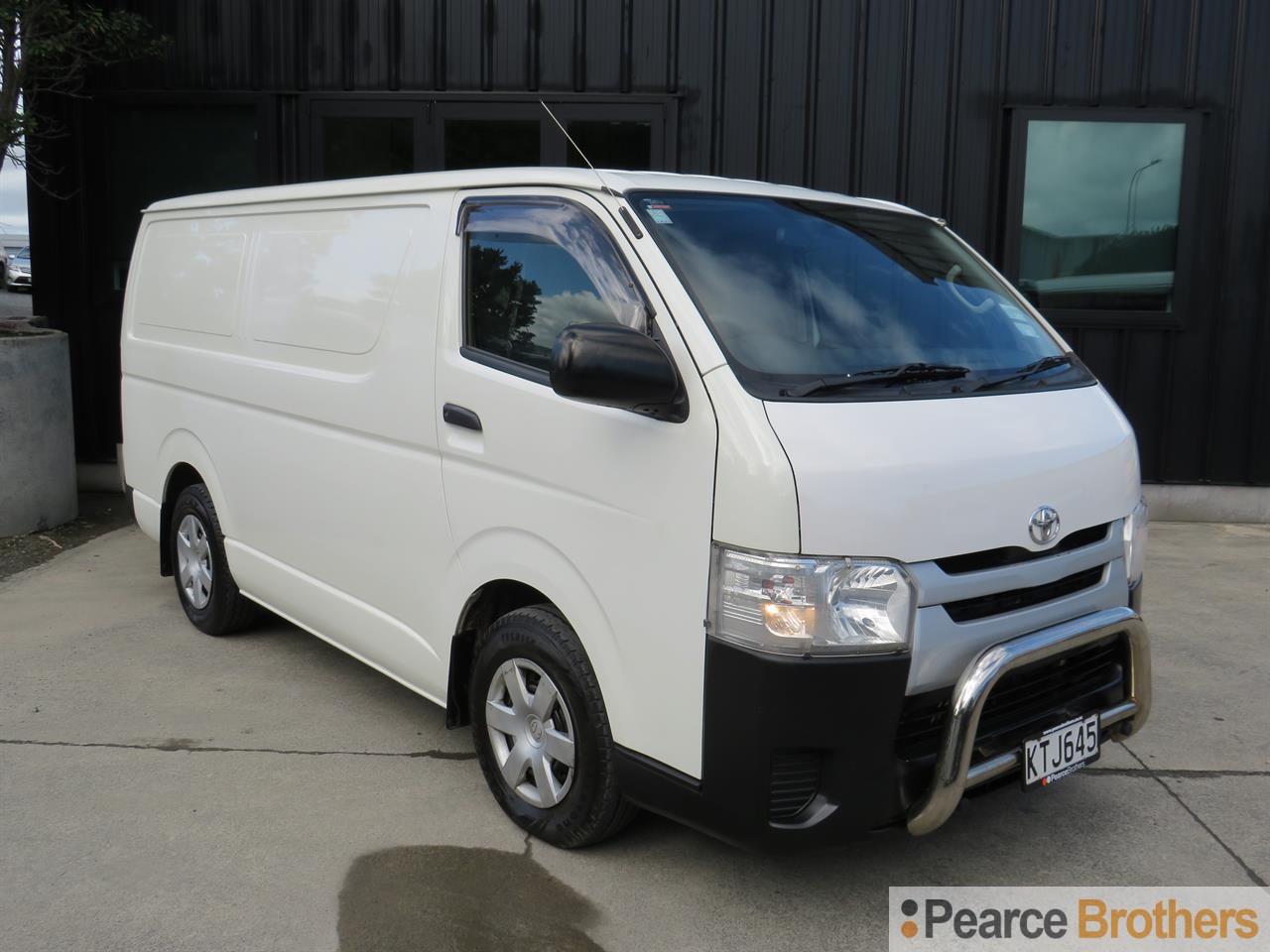 2017 Toyota Hiace