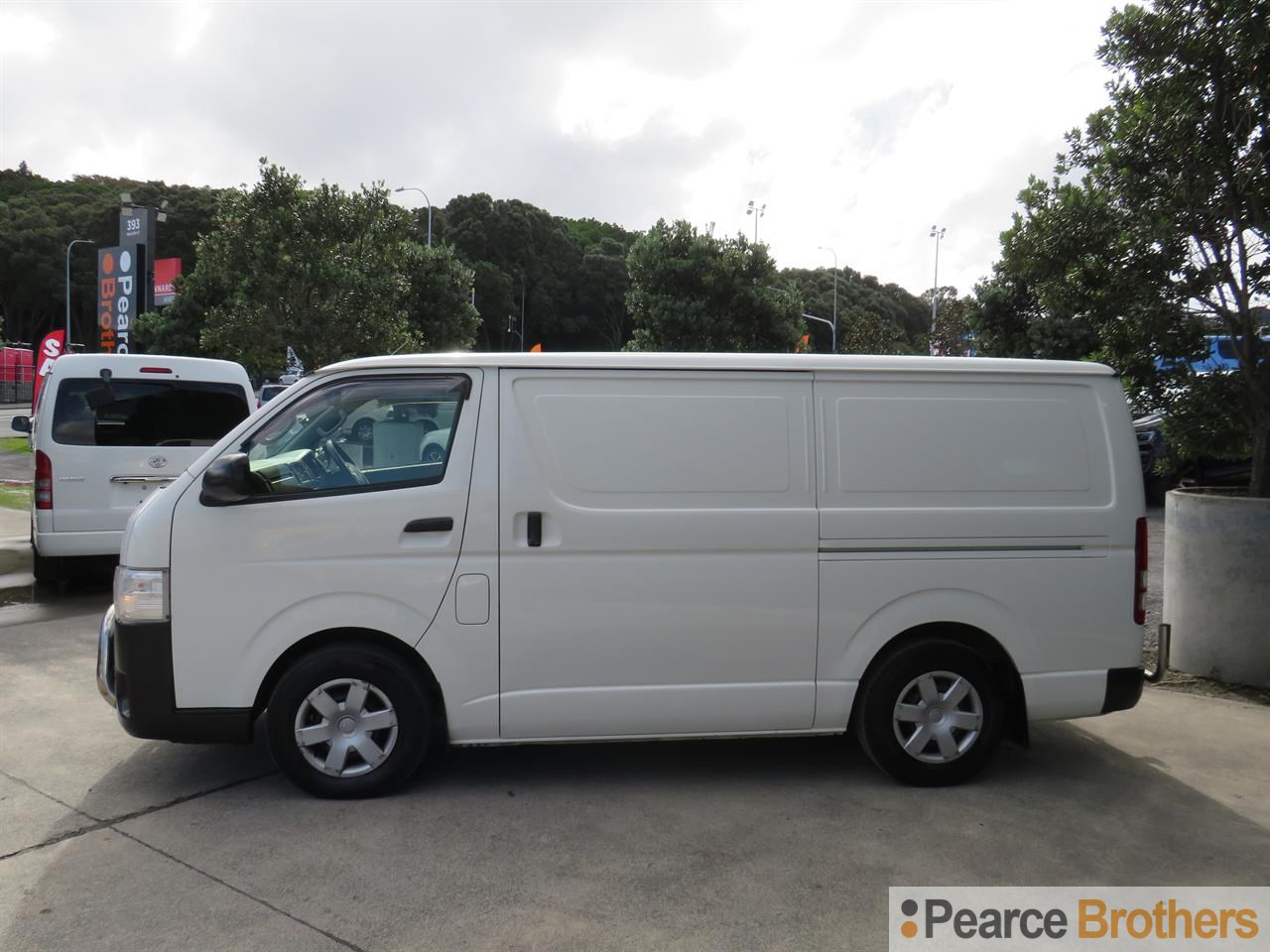 2017 Toyota Hiace