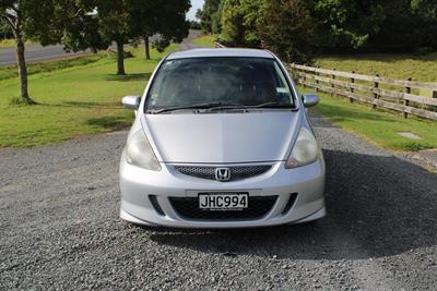 2005 Honda FIT - Thumbnail