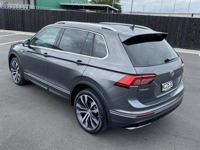 2020 Volkswagen Tiguan - Thumbnail