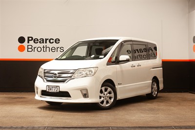 2012 Nissan Serena - Thumbnail