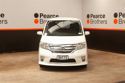 2012 Nissan Serena - Thumbnail