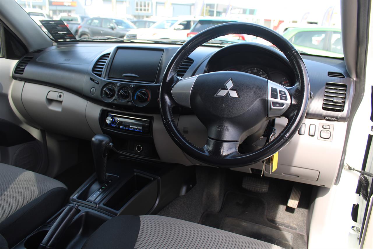 2011 Mitsubishi Triton