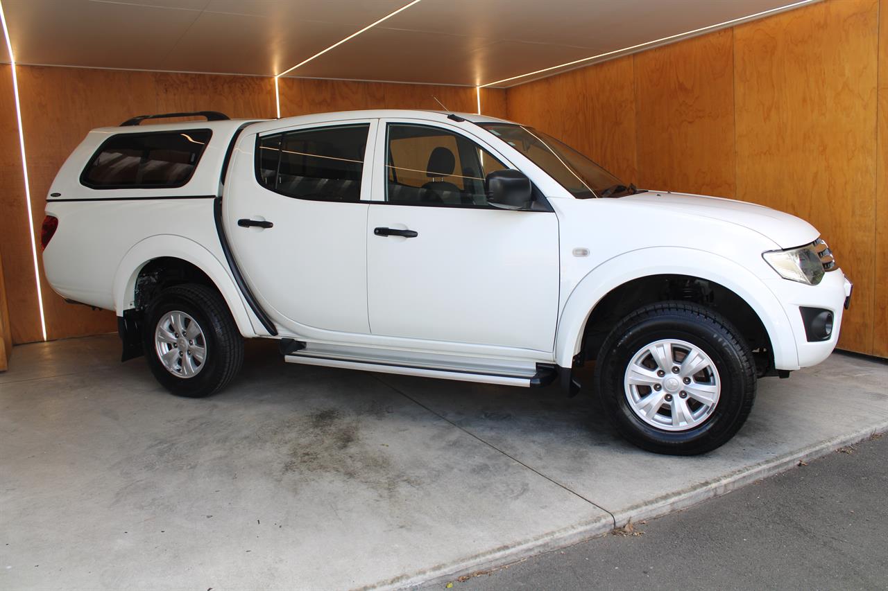 2011 Mitsubishi Triton