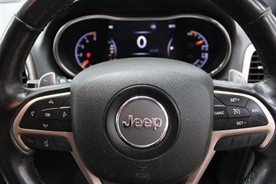 2016 Jeep Grand Cherokee - Thumbnail