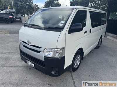 2018 Toyota Hiace - Thumbnail