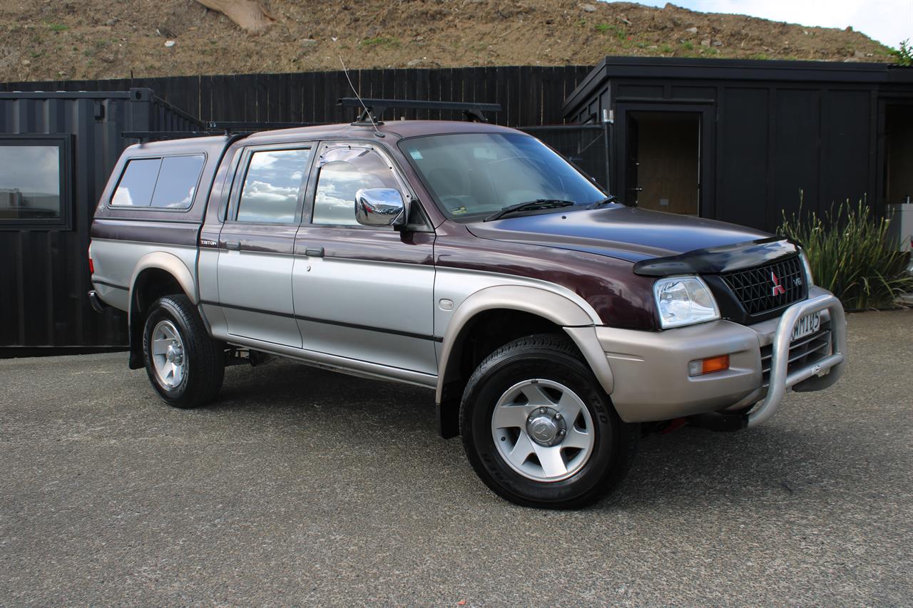 2002 Mitsubishi Triton