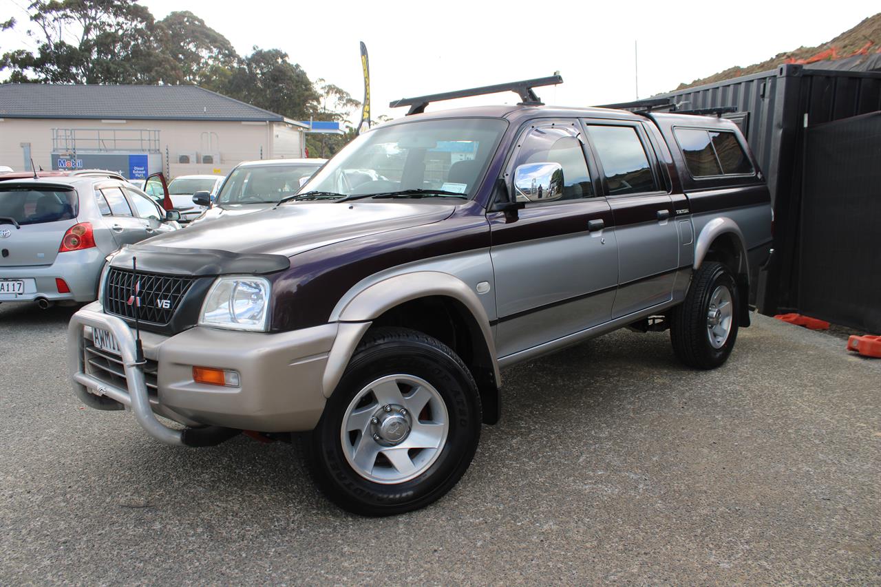 2002 Mitsubishi Triton