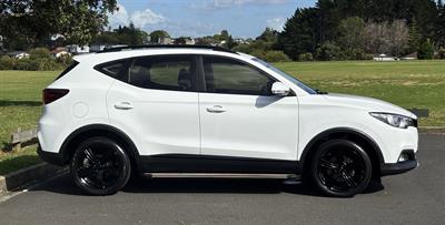 2021 MG ZS - Thumbnail