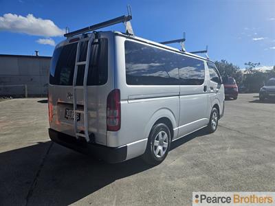 2012 Toyota Hiace - Thumbnail