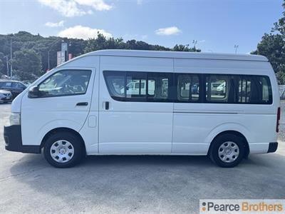 2013 Toyota Hiace - Thumbnail