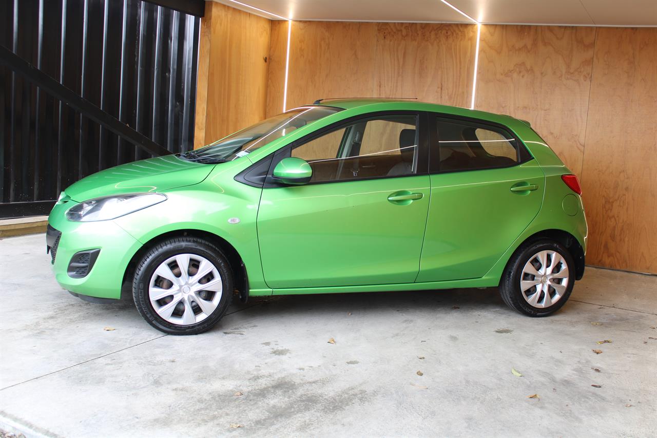 2012 Mazda Mazda2