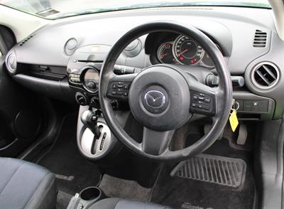 2012 Mazda Mazda2 - Thumbnail