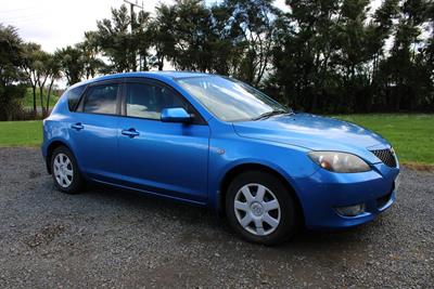 2005 Mazda Axela