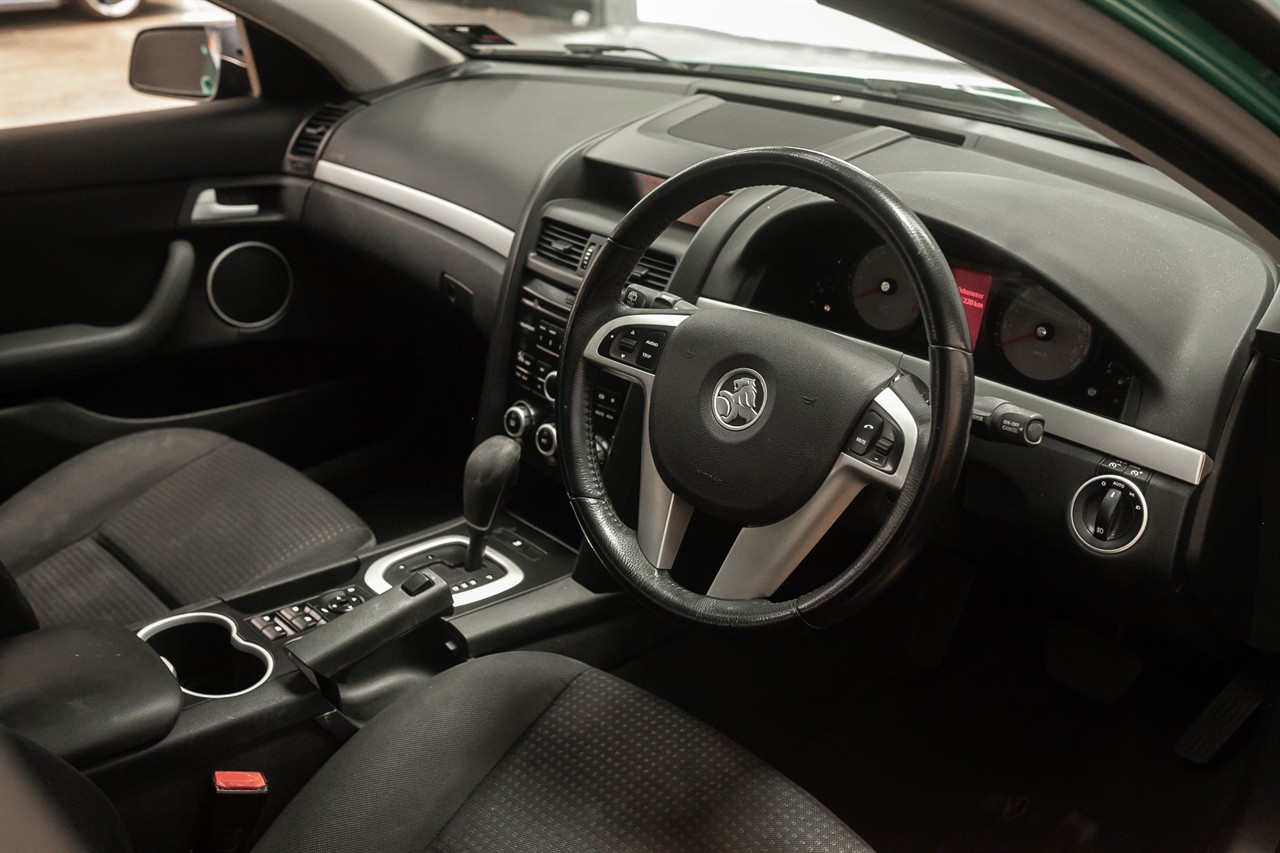 2010 Holden COMMODORE