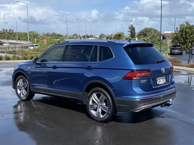 2020 Volkswagen Tiguan - Thumbnail