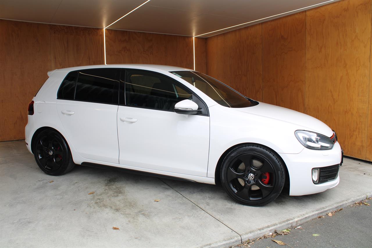 2012 Volkswagen GOLF