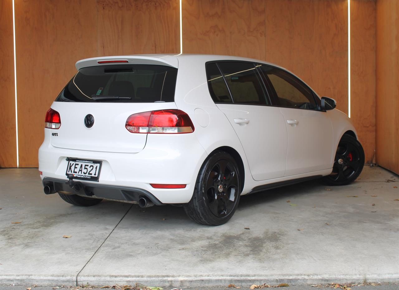 2012 Volkswagen GOLF