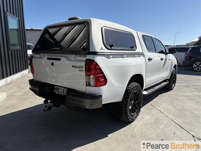 2019 Toyota Hilux - Thumbnail