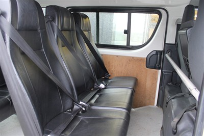 2011 Toyota Hiace - Thumbnail