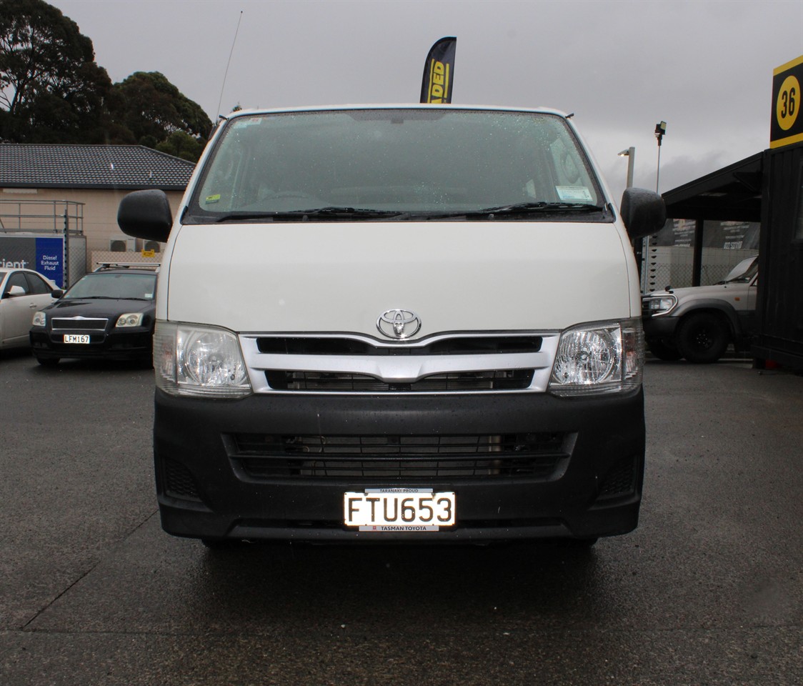 2011 Toyota Hiace