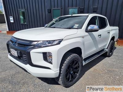 2021 Mitsubishi Triton - Thumbnail