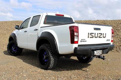 2019 Isuzu D-Max - Thumbnail