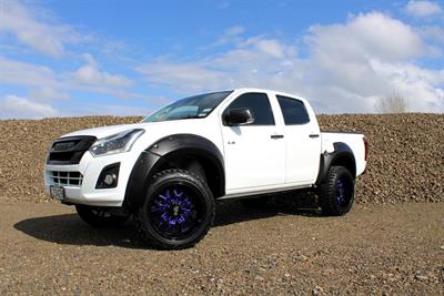 2019 Isuzu D-Max - Thumbnail