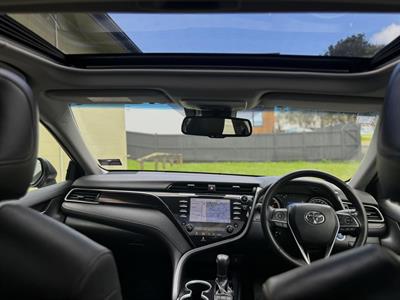 2019 Toyota Camry - Thumbnail