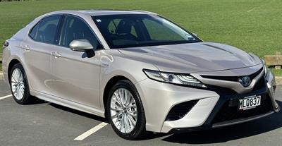 2019 Toyota Camry - Thumbnail