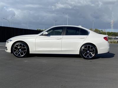 2017 BMW 3 Series - Thumbnail