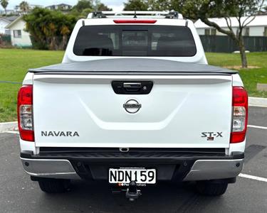 2020 Nissan Navara - Thumbnail