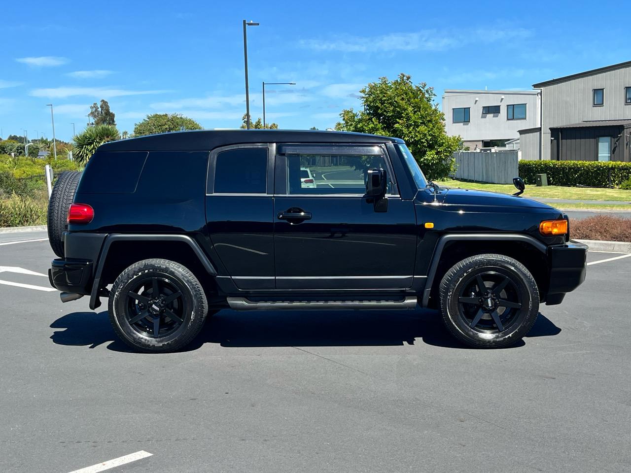 2011 Toyota FJ Cruiser 