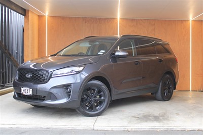 2018 Kia Sorento - Thumbnail