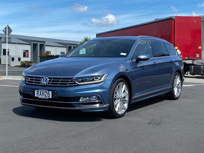 2016 Volkswagen Passat - Thumbnail