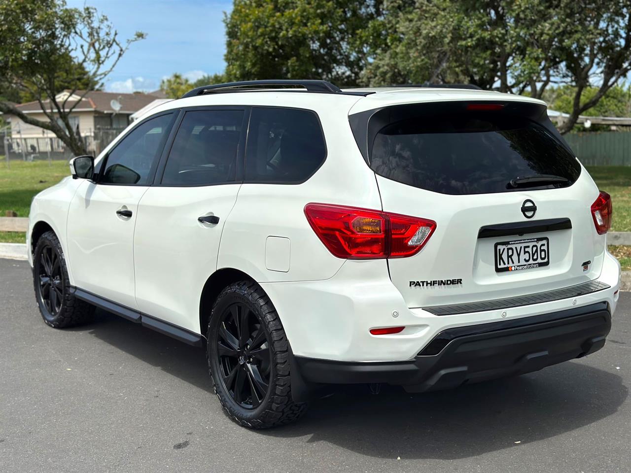 2017 Nissan Pathfinder