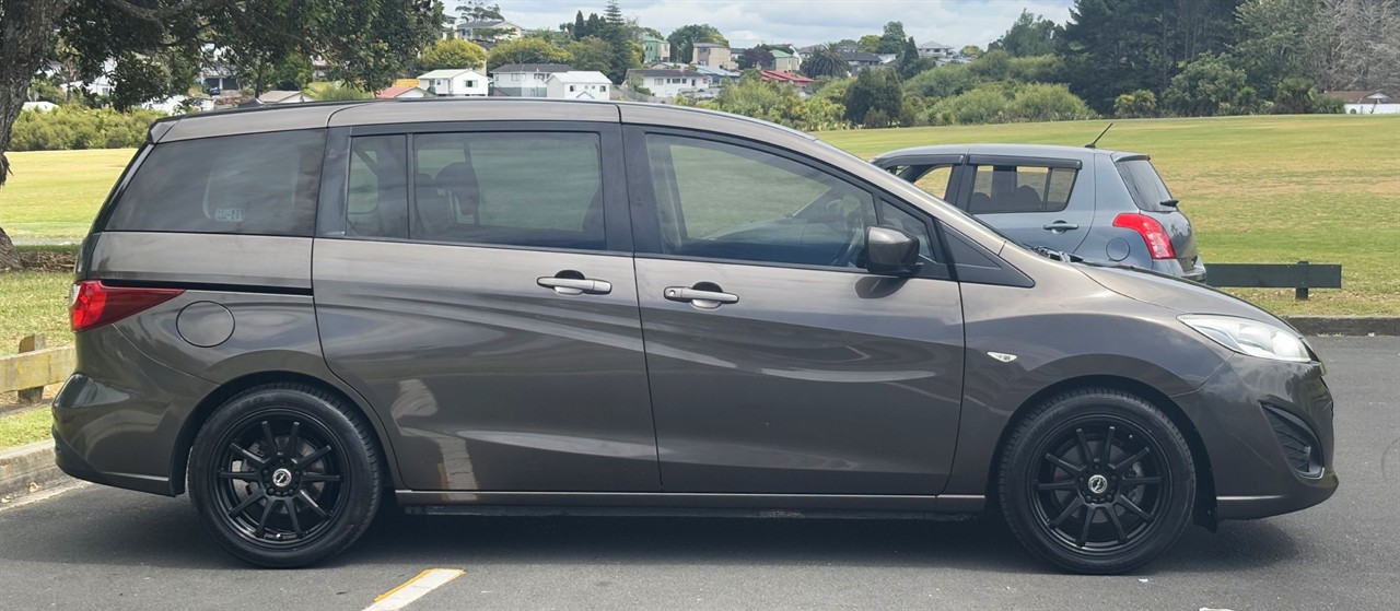 2017 Mazda Premacy