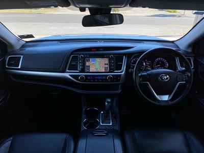 2018 Toyota Highlander - Thumbnail