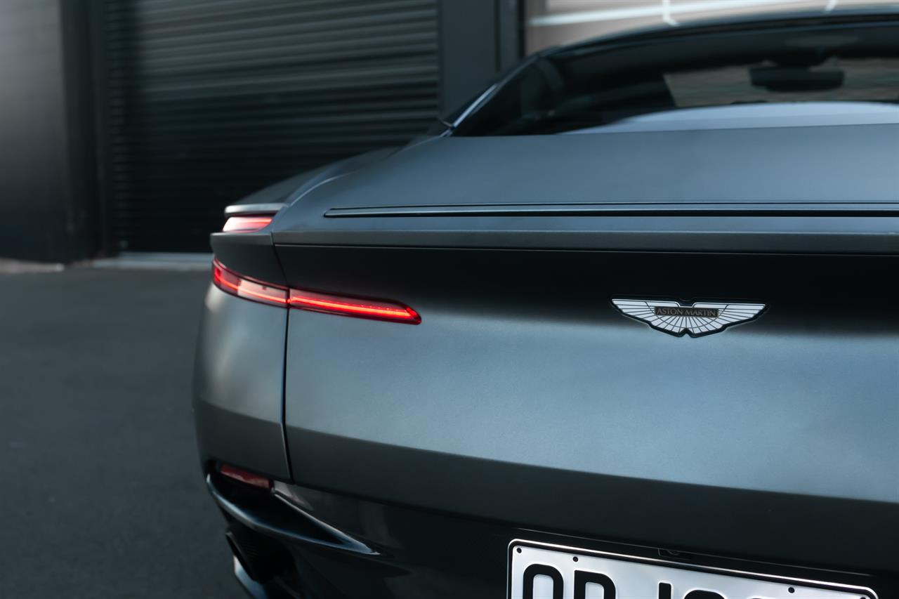 2017 Aston Martin DB11