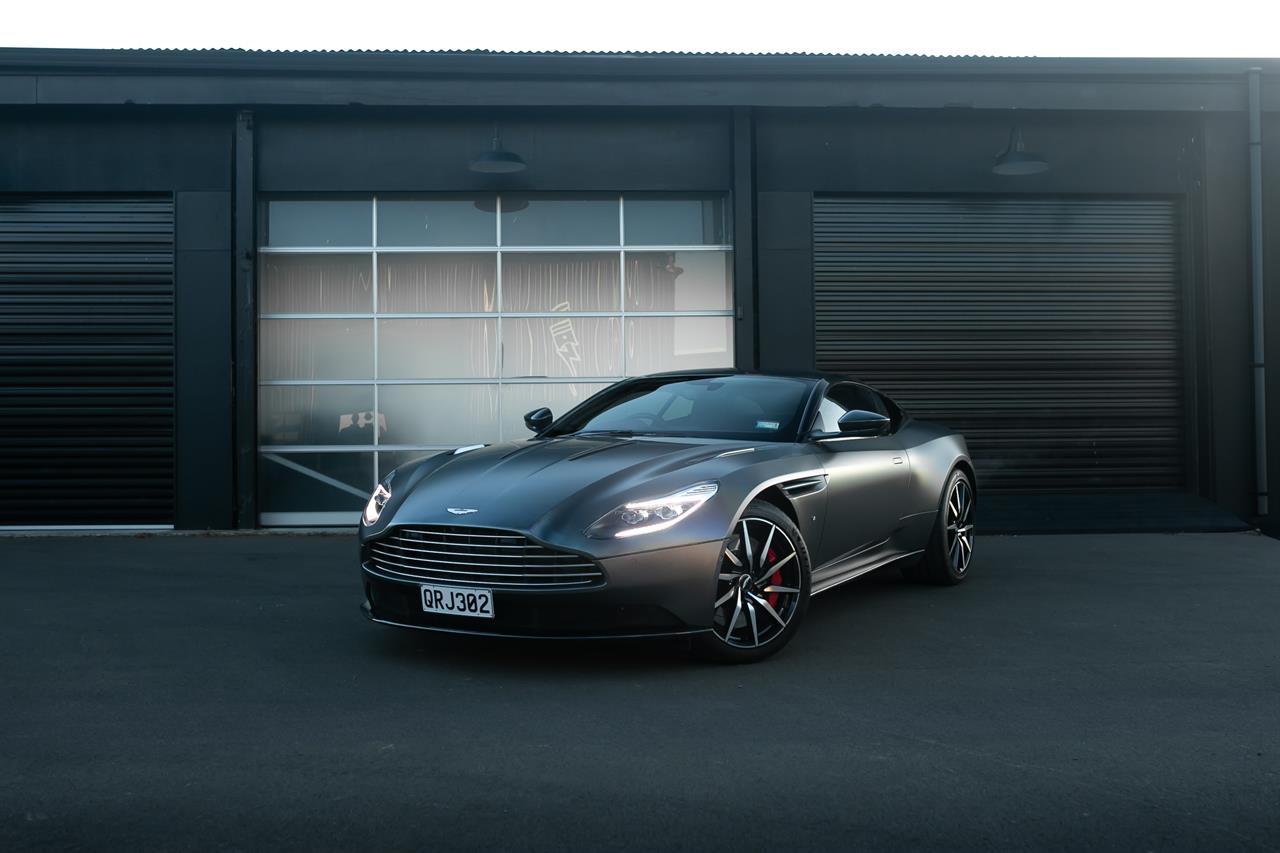 2017 Aston Martin DB11