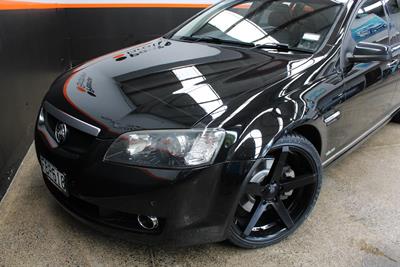 2009 Holden COMMODORE - Thumbnail