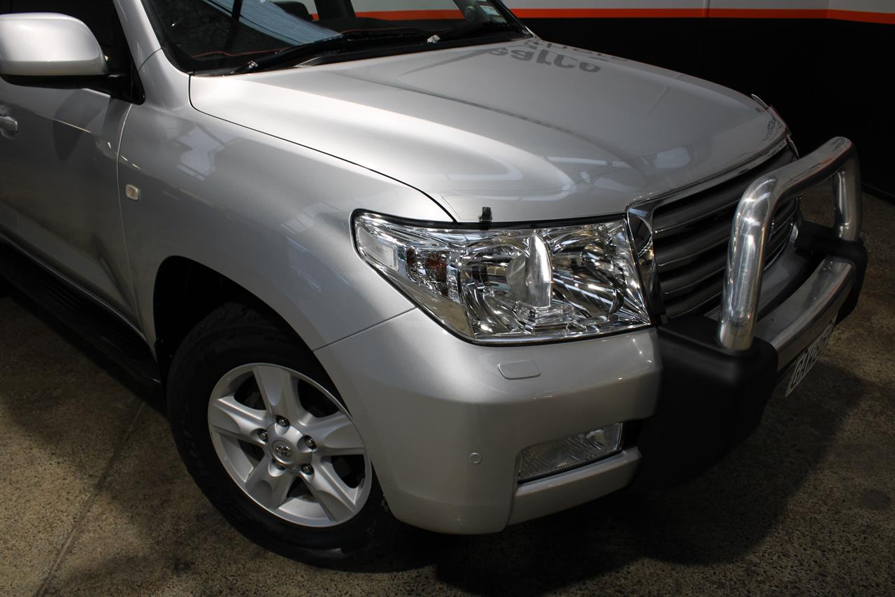 2011 Toyota LandCruiser